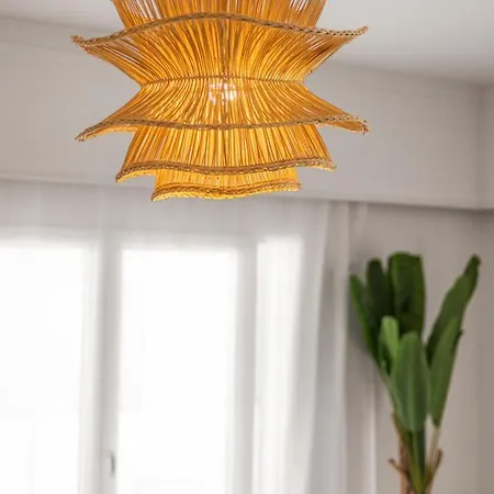 Sebastian's Amazing Rhodes Town דירה